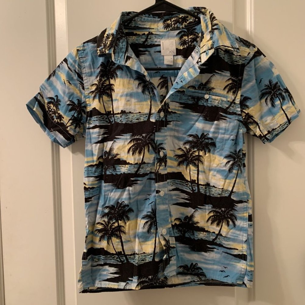 Old Navy Boys Beach Theme Short Sleeve Button Down Shirt Size Medium